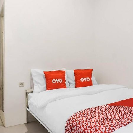 Super Oyo 91074 Stariez Senen Syariah Hotel Jakarta Kültér fotó
