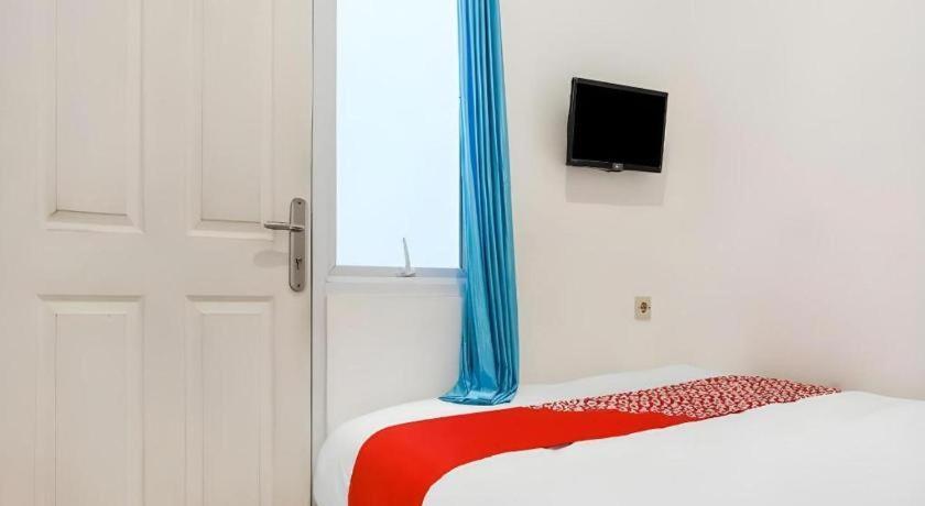 Super Oyo 91074 Stariez Senen Syariah Hotel Jakarta Kültér fotó